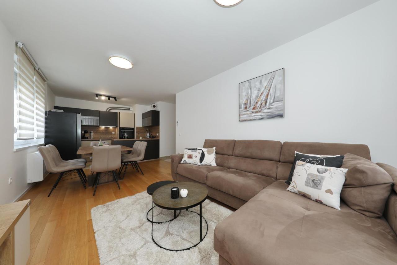 Apartman Maresa Задар Екстер'єр фото